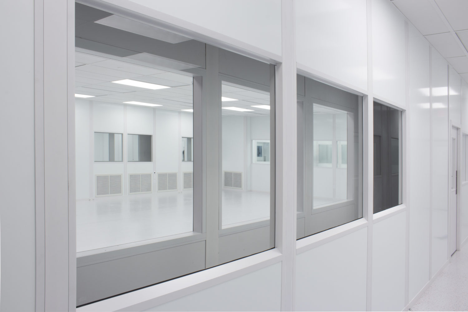 How to Control Static in Your Cleanroom - Angstrom Technology