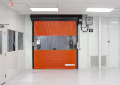 plastic-injection-molding-cleanroom-23