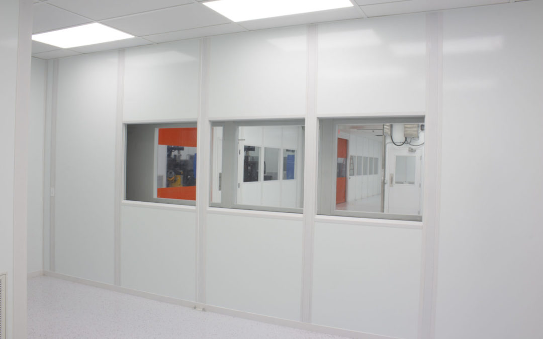 Post-and-Panel vs. Seamless Cleanroom Wall Systems