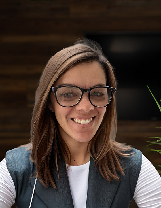 angstrom-headshot-madeline-means